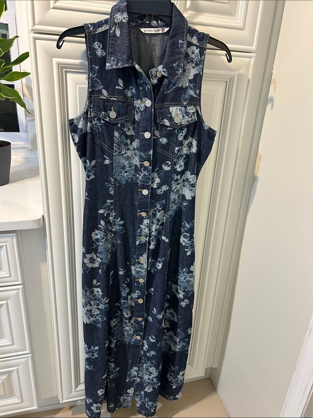 Sleeveless Floral Button-Front Denim Maxi Dress - Navy